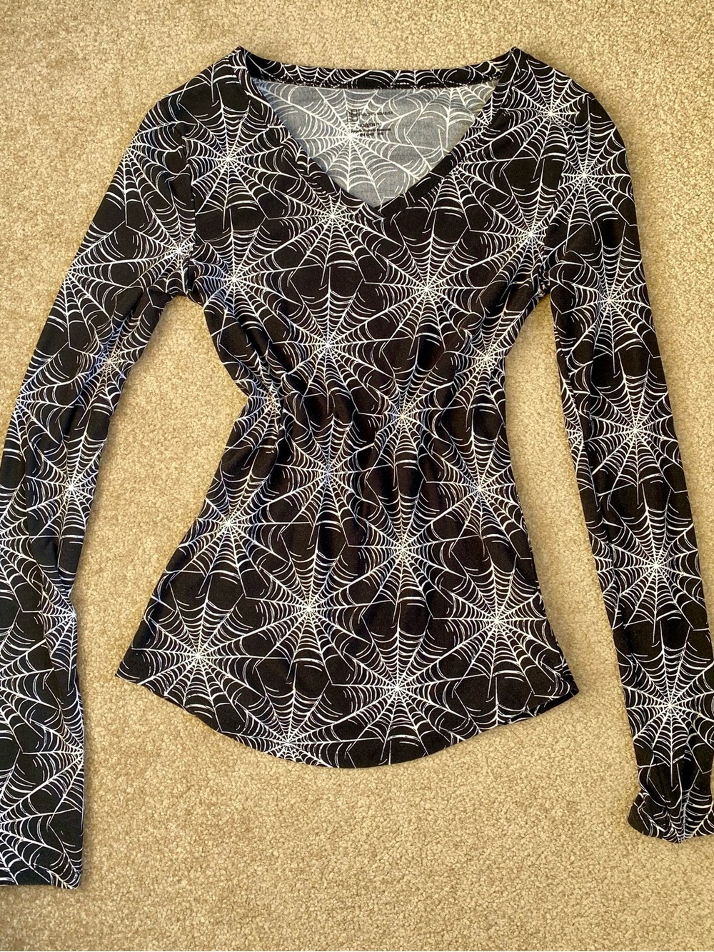 No Boundaries Black Long-Sleeve V-Neck Top with White Spiderweb Print